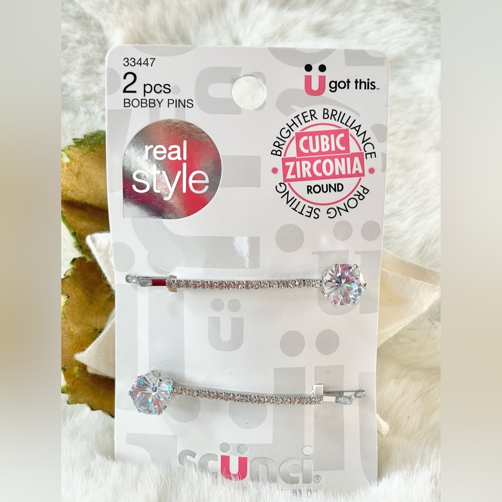New with tags SCUNCI CUBIC ZIRCONIA BRIGHTER BRILLIANCE 2PC BOBBY PINS PRONG SET